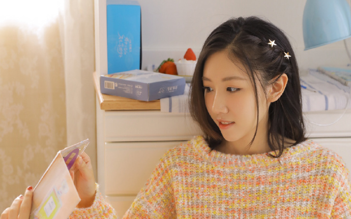 王毅会见伊朗外长阿拉格齐